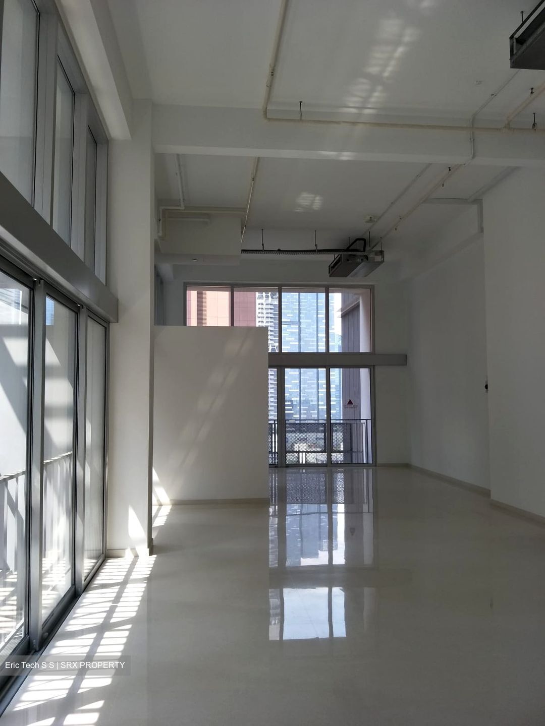 Eon Shenton (D2), Office #400943861